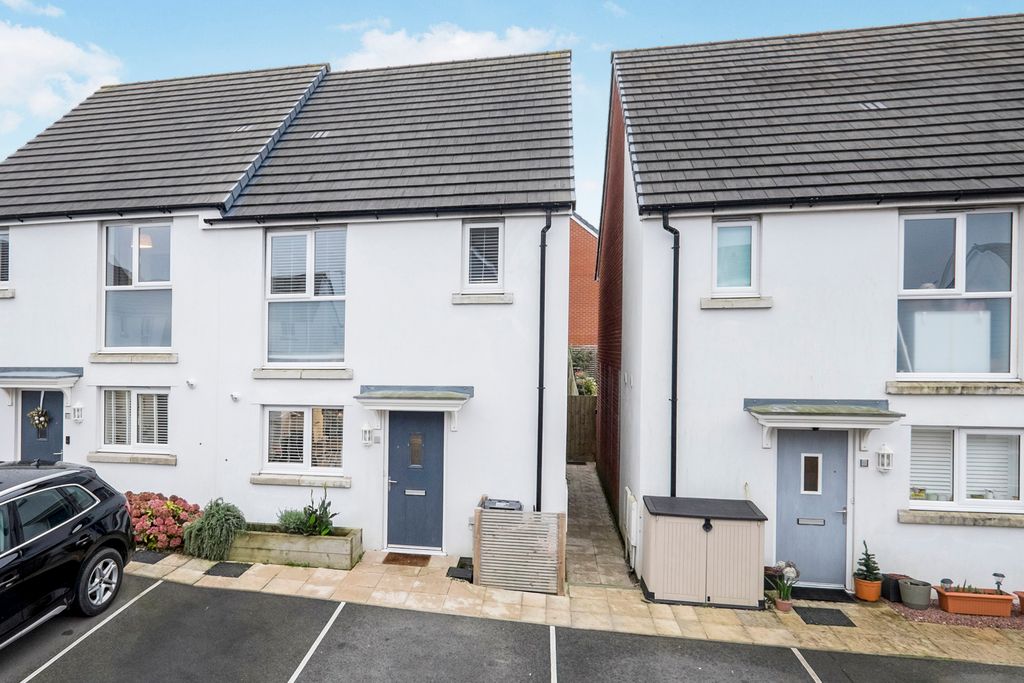 Property photo 1 of 20 Pbox-Img.Jpg