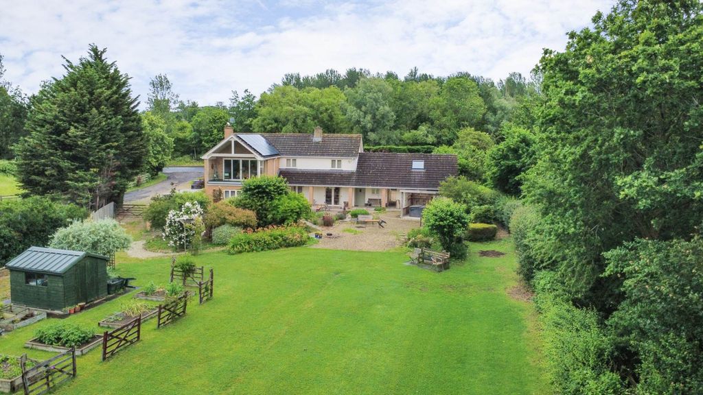 Property photo 1 of 30