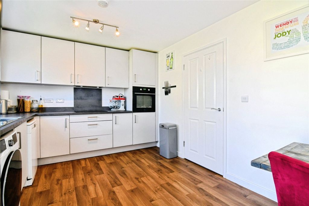 Property photo 2 of 14 Picture No. 01