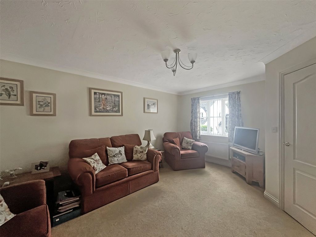 Property photo 2 of 12 Picture No. 01