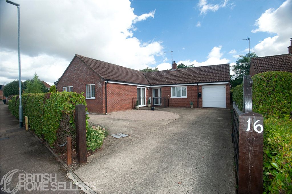 Property photo 1 of 16 Picture No. 14