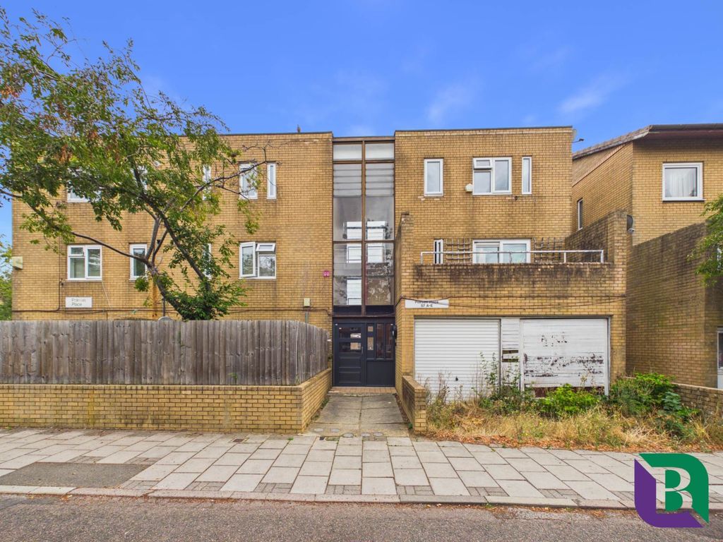 Property photo 1 of 12