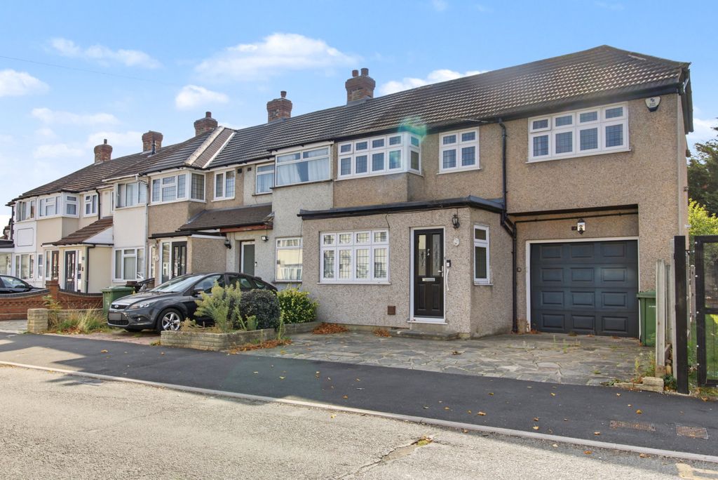Property photo 1 of 23