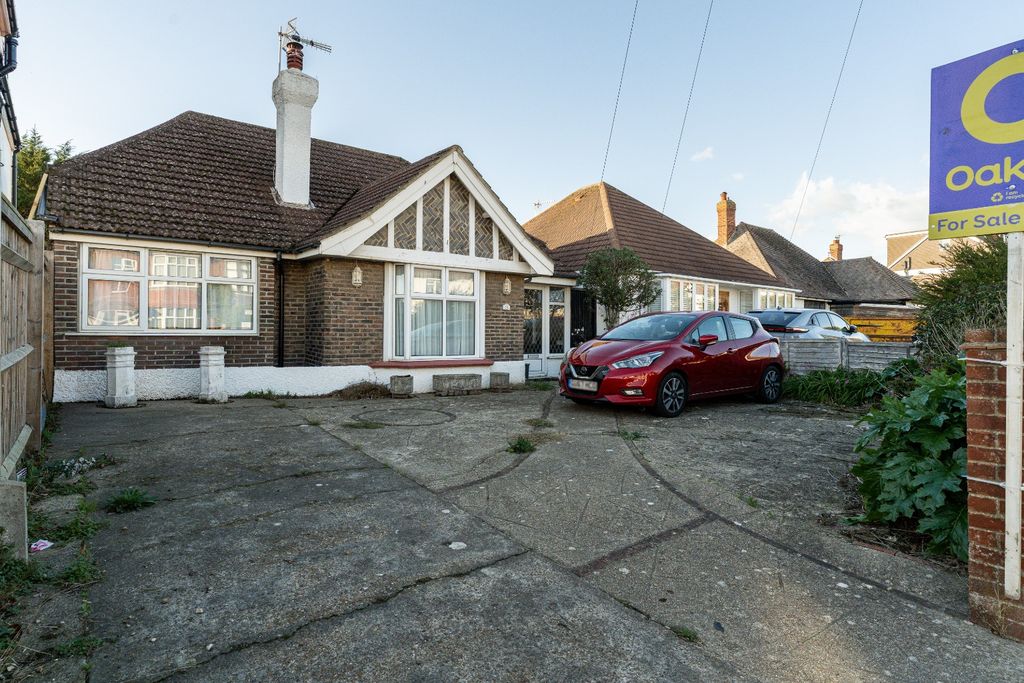 Property photo 1 of 26 5570210