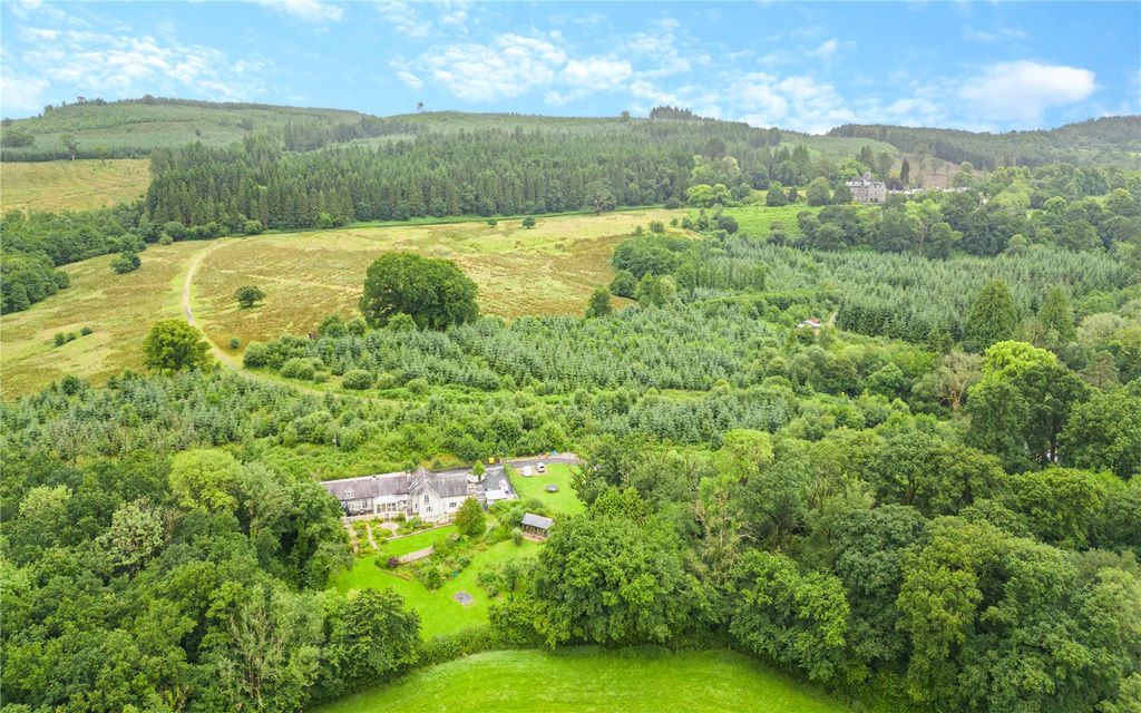 Property photo 1 of 34 Picture No. 30