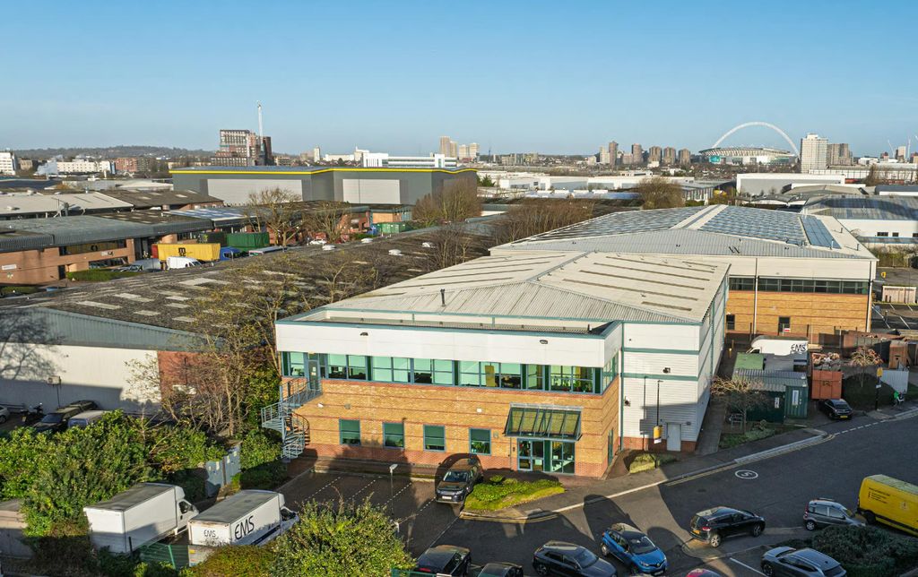 Property photo 2 of 7 Image.Png