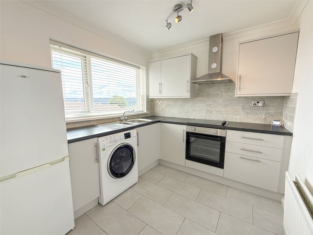 Property photo 2 of 15 Kitchen