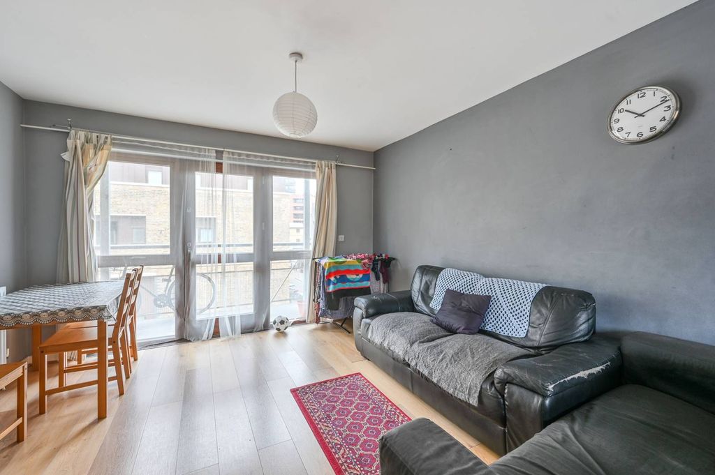 Property photo 2 of 7