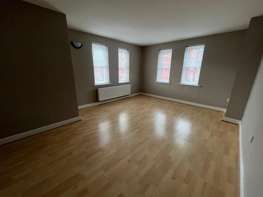 Property photo 1 of 6 3757c74B-2d88-4Fc3-Bc6F-141Bfaa005cc.Jpg