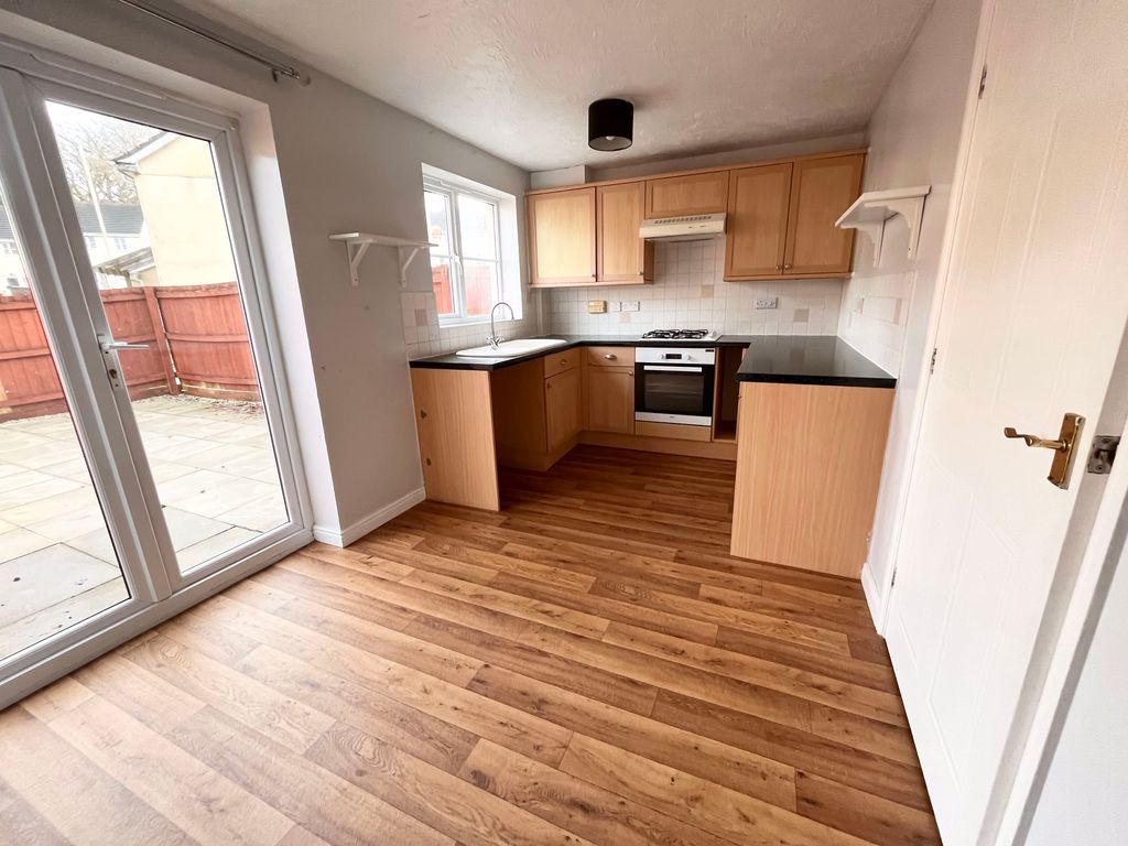 Property photo 3 of 12 Image00003.Jpg