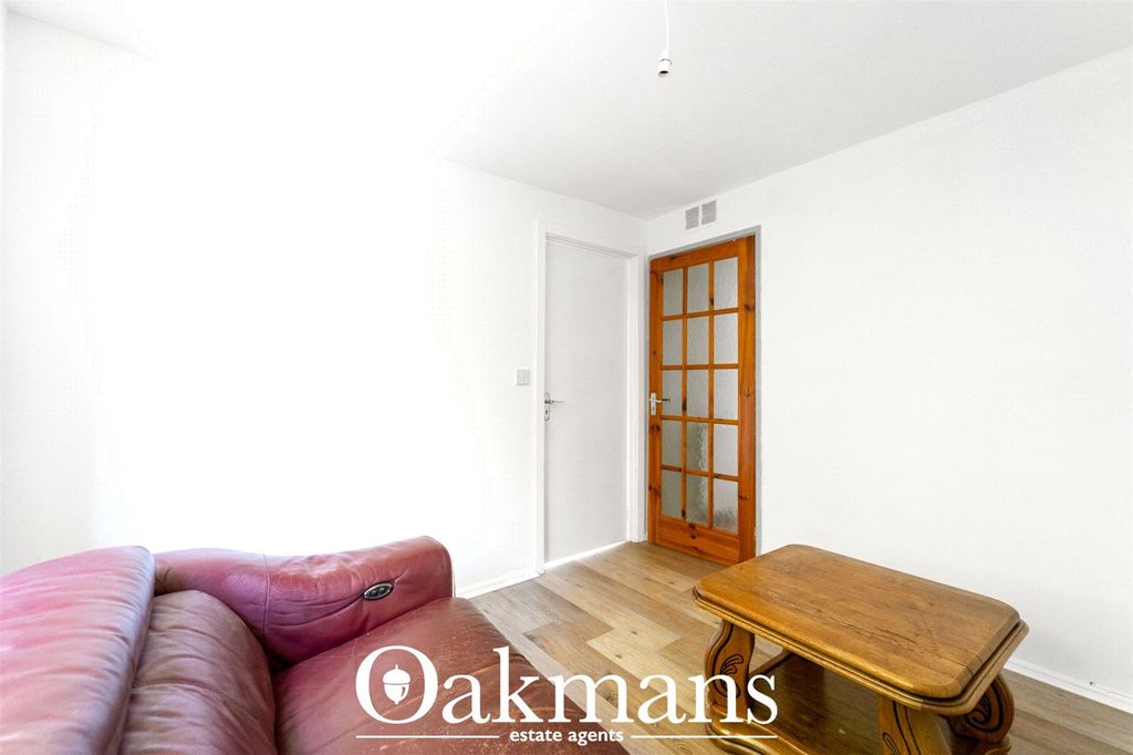 Property photo 3 of 16 Picture No. 14