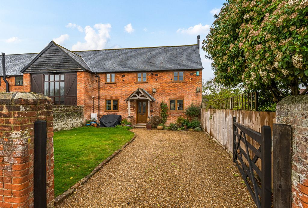 Property photo 1 of 18 1382718-2-691dc01...