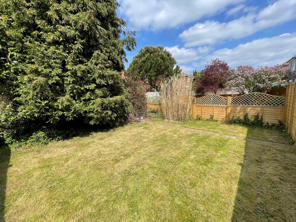 Property photo 1 of 14 Garden