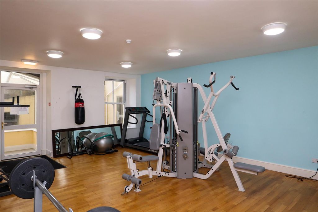Property photo 3 of 15 Gym