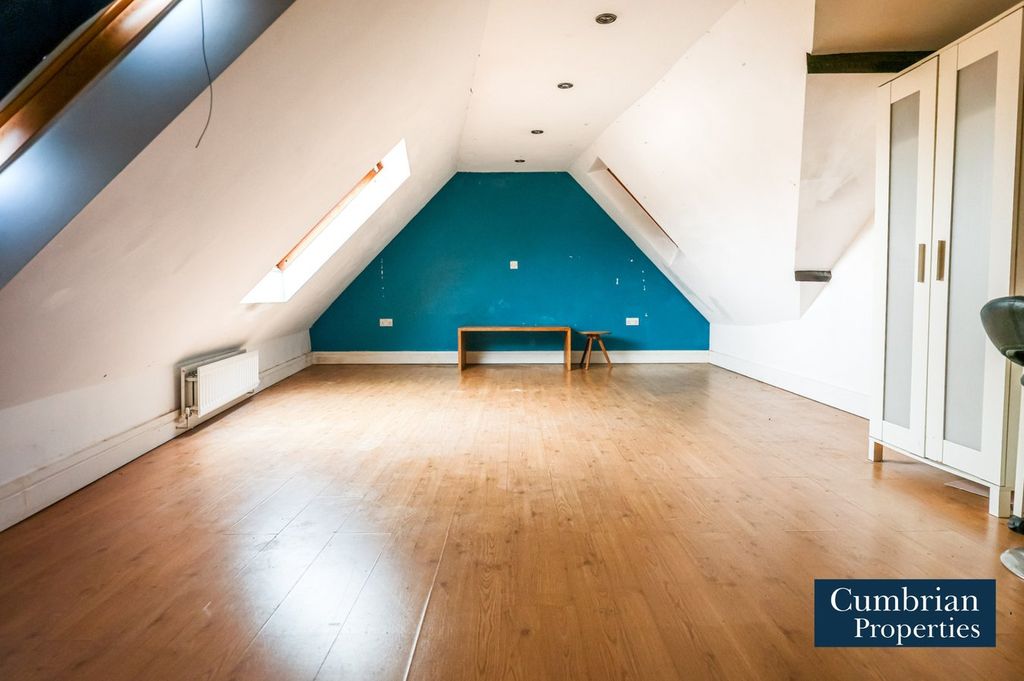 Property photo 2 of 9 53B - Attic Bedroom