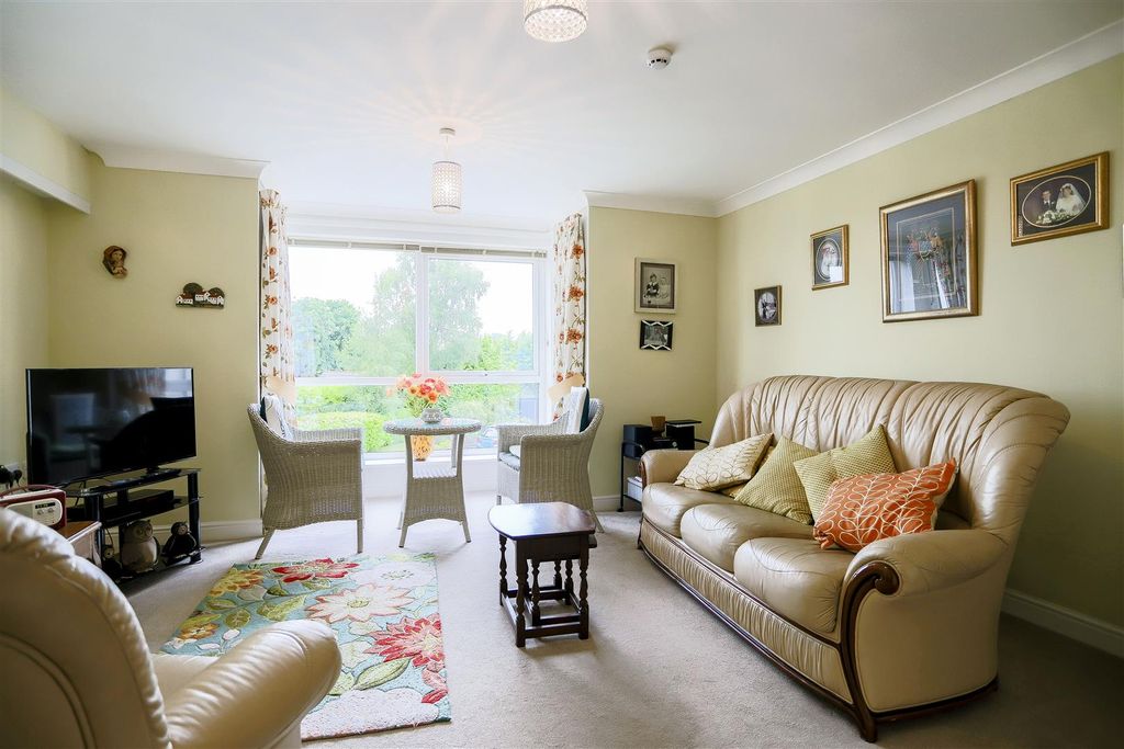 Property photo 3 of 25 8.Jpg
