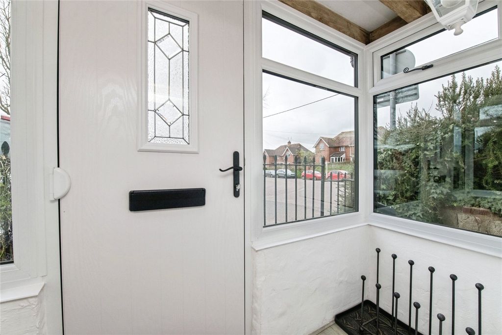 Property photo 2 of 19 Picture No. 21