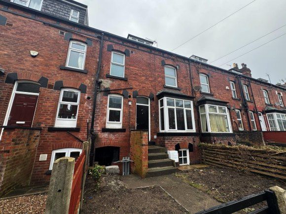 Property photo 2 of 11 9673710.Jpg