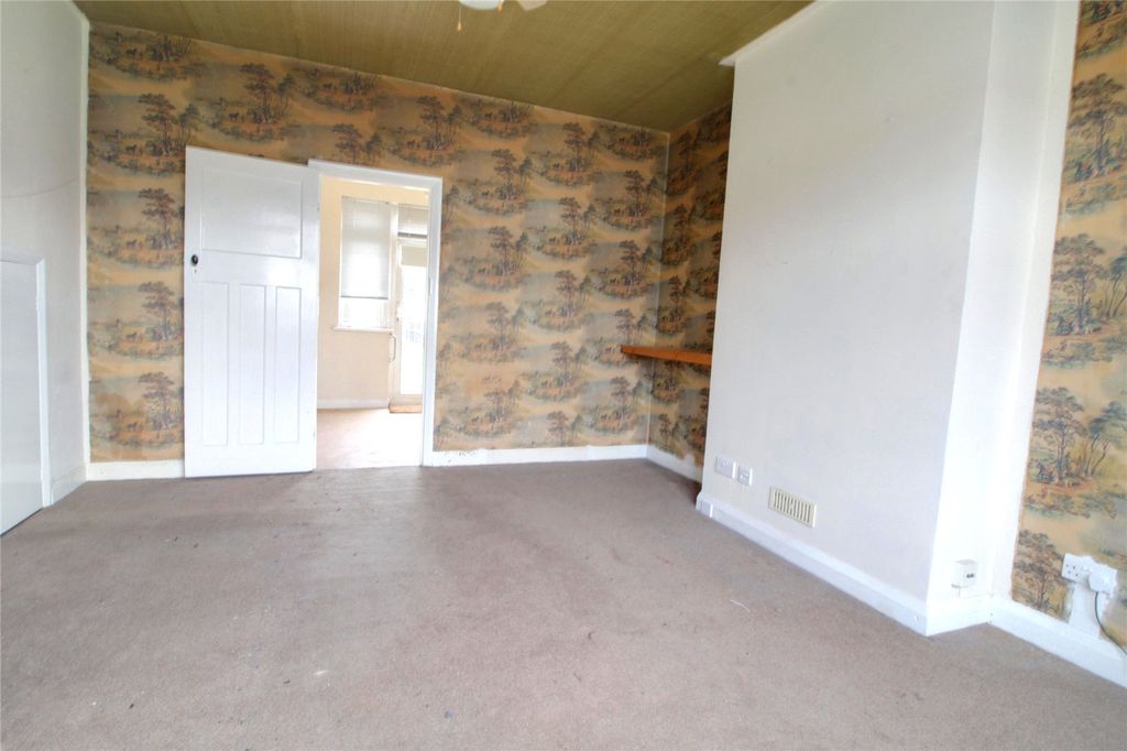 Property photo 3 of 11 Picture No. 05