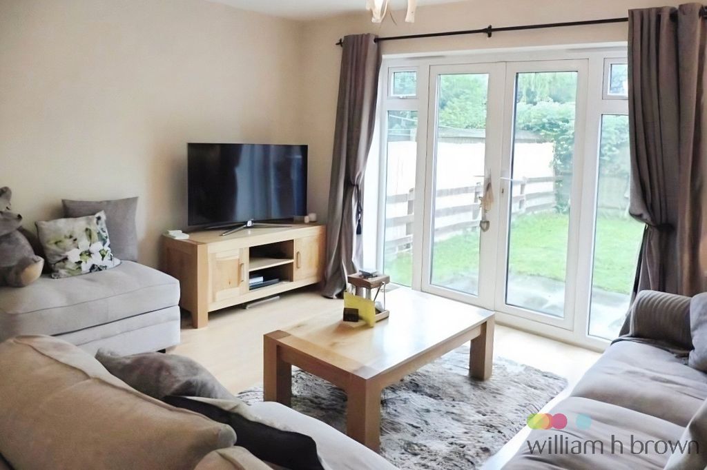 Property photo 2 of 7 Front