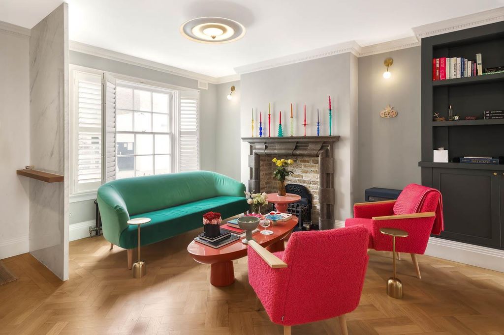 Property photo 1 of 8