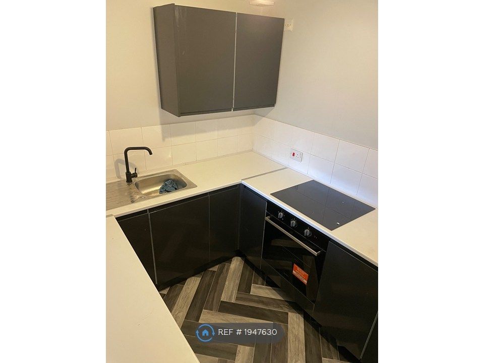 Property photo 1 of 13 Brand New Kitchen