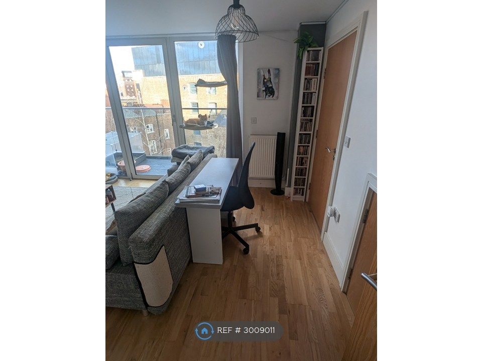 Property photo 2 of 10