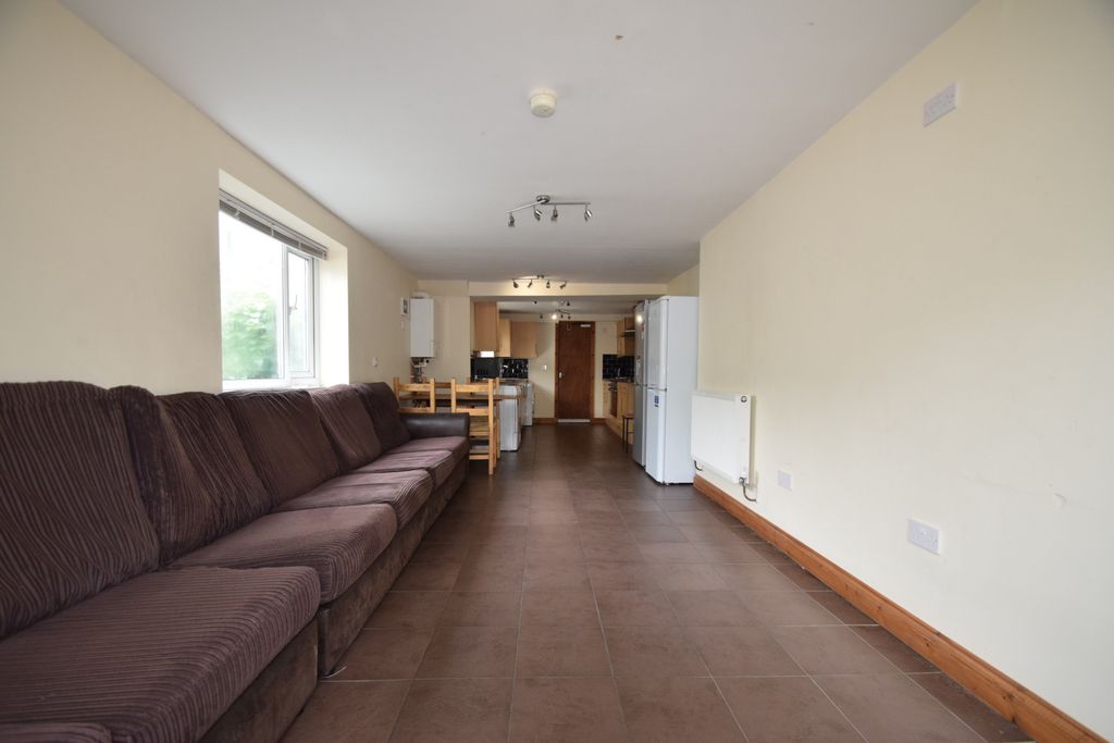 Property photo 3 of 5 Photo 3