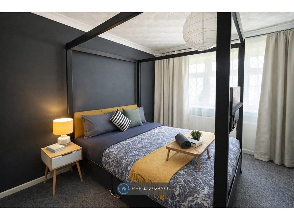 Property photo 1 of 6 Executive Double Room