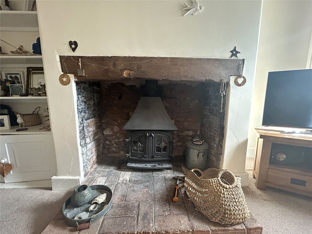 Property photo 3 of 17 Picture No. 21