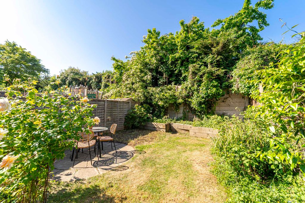 Property photo 3 of 20 Ndb03090