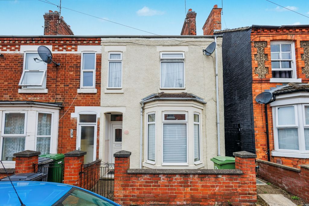 Property photo 1 of 9 Melton Road - Front