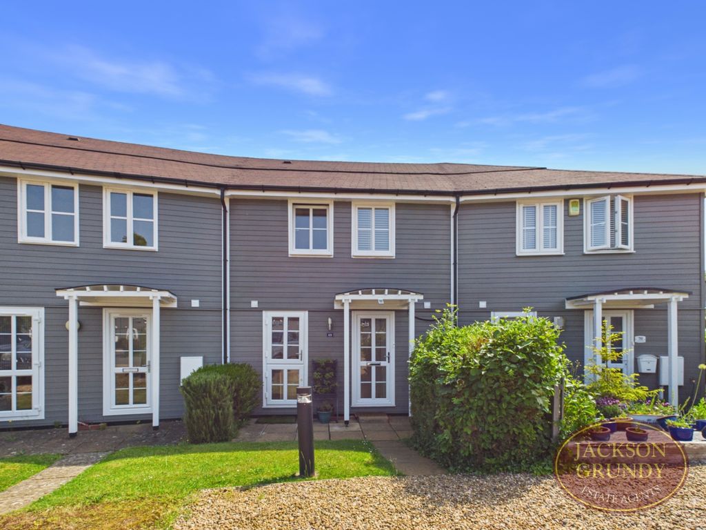 Property photo 1 of 16 Crescent Lodge