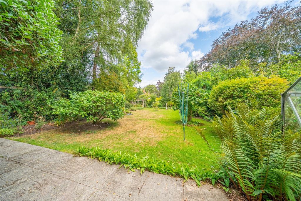 Additional image 16 of 2 bed flat for saleCavendish Road East, The Park NG7
