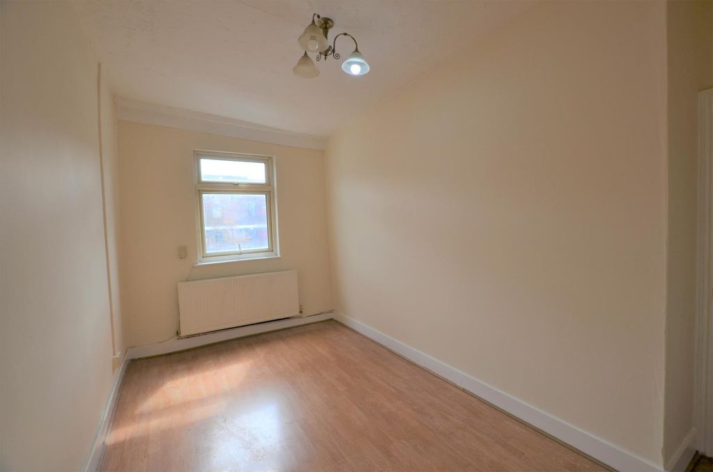 Property photo 2 of 3