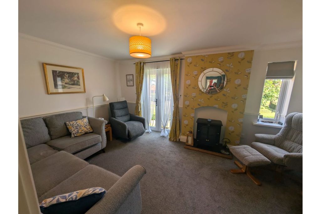 Property photo 3 of 22