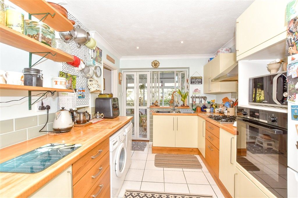 Property photo 1 of 13 Kitchen