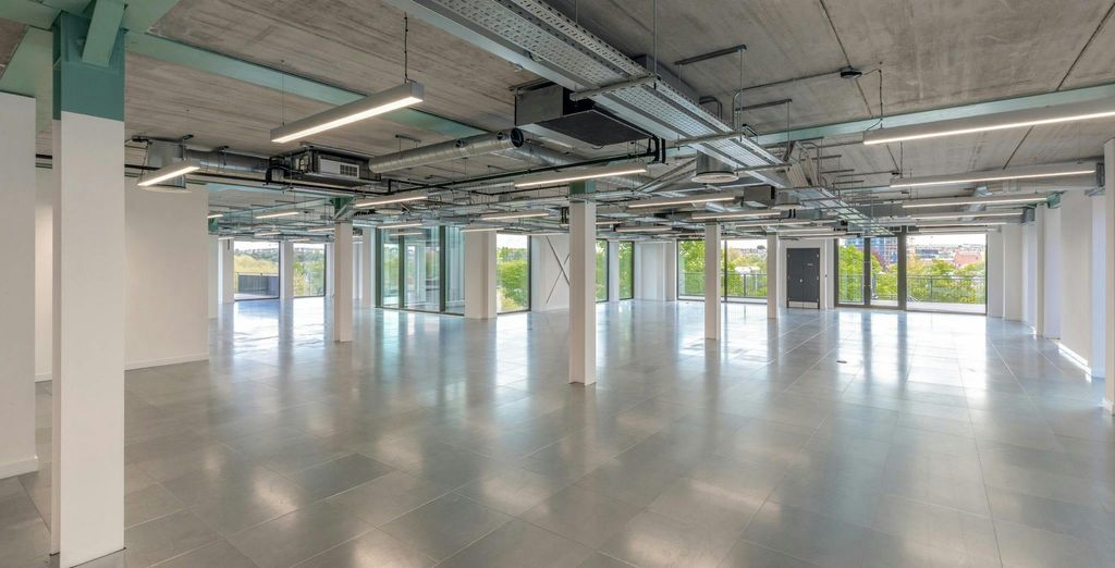 Property photo 3 of 24 3rd Flor.Jpg