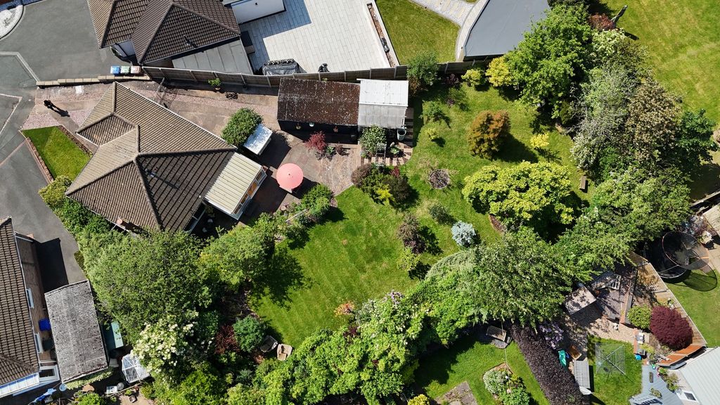 Property photo 3 of 39