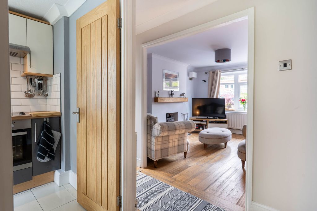 Property photo 3 of 26