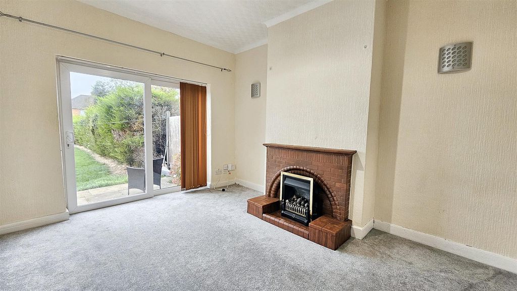 Property photo 3 of 12 20251104_121507.Jpg