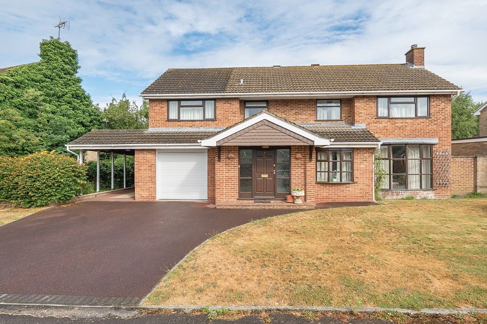Property photo 2 of 13