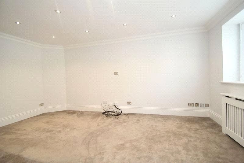 Property photo 3 of 12 Picture No. 03