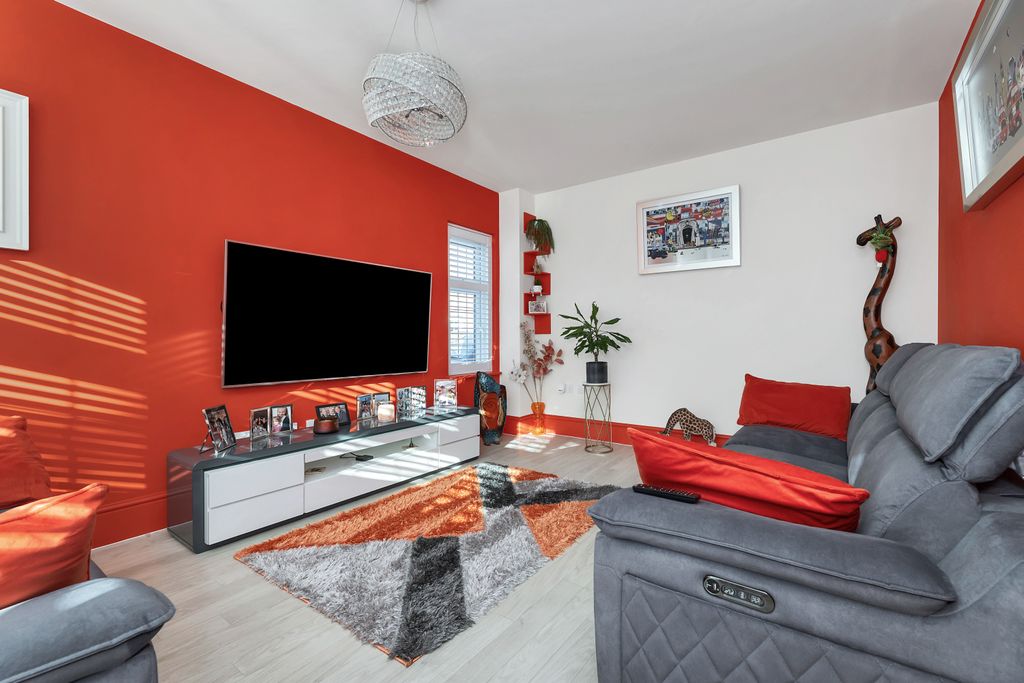 Property photo 2 of 15 Living Room