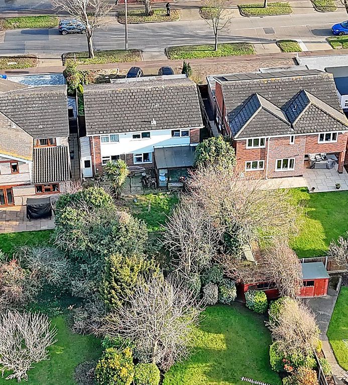 Property photo 2 of 17 Picture No. 04