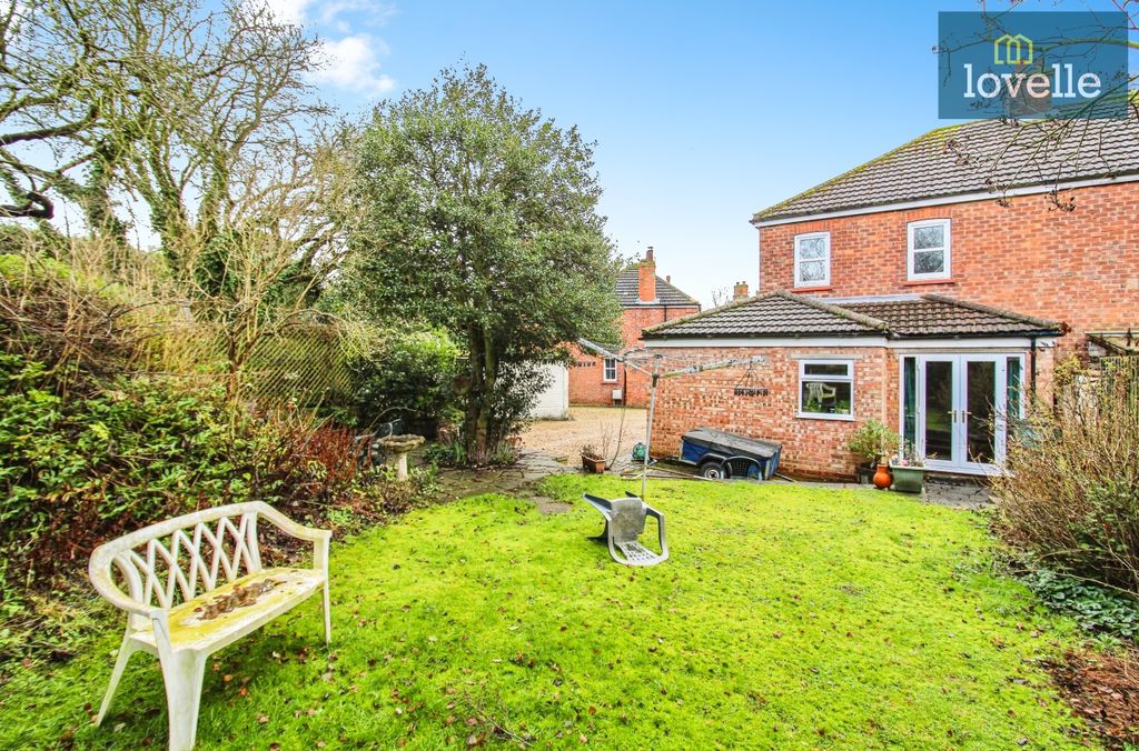 Property photo 3 of 14