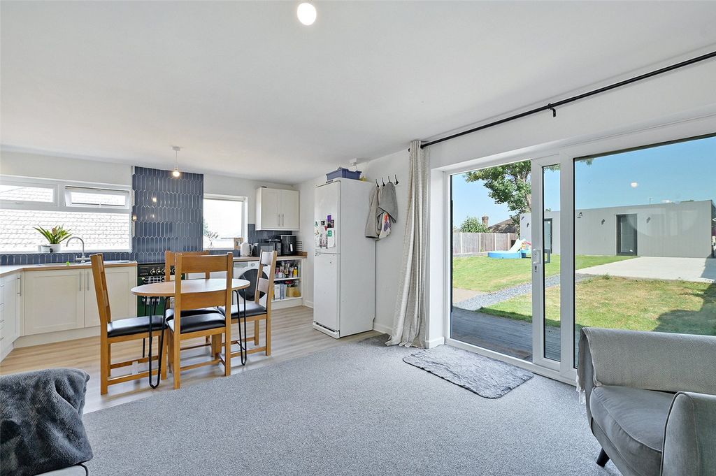 Property photo 2 of 10 Picture No. 07