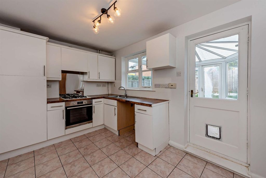 Property photo 3 of 14