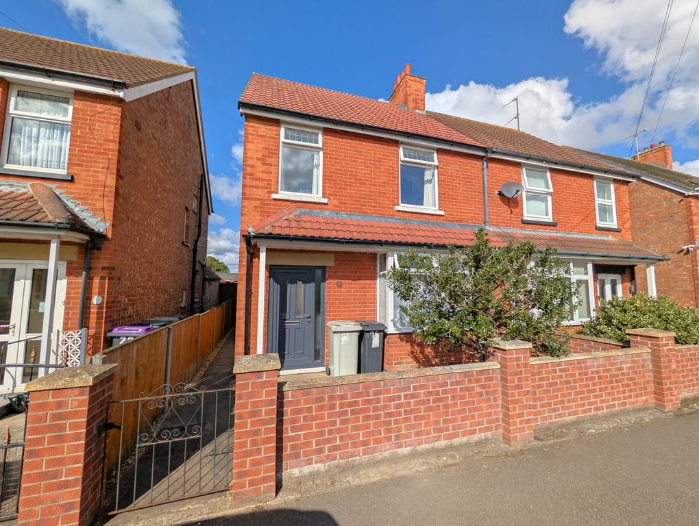 Property photo 1 of 15 Front