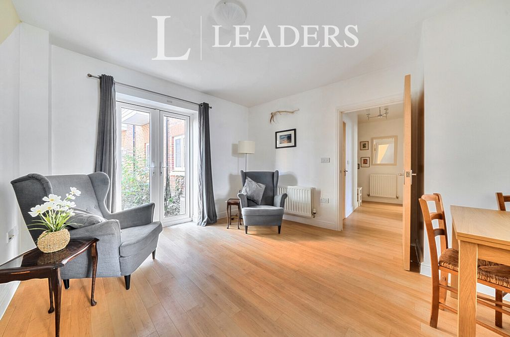 Property photo 3 of 17 6c341c9E-7d49-46E...
